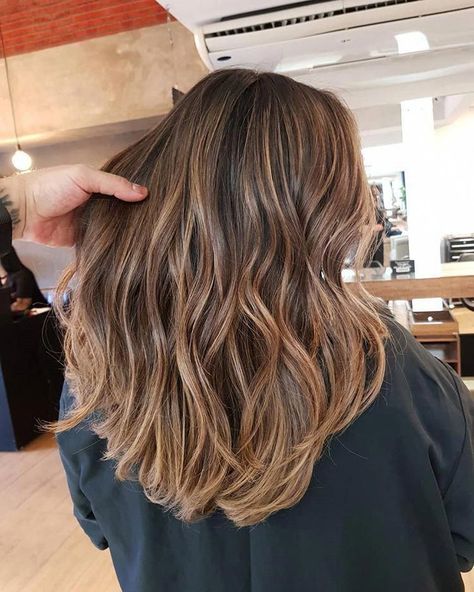 Brown Hair Shades, Bronde Hair, Hair Color Light Brown, Brown Hair Balayage, Ombré Hair, Honey Hair, Blonde Hair With Highlights, Brown Blonde Hair, Brown Hair With Highlights