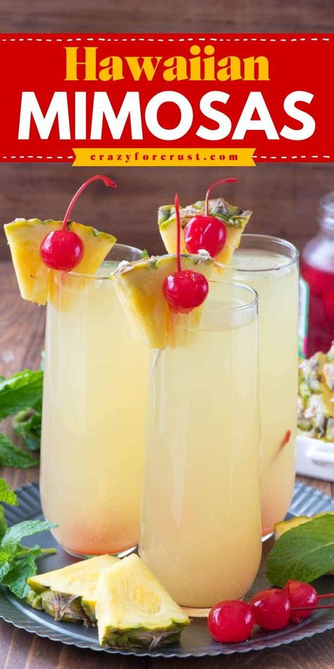 Here's a drink idea if you're in the mood for something tropical! It's a fun cocktail recipe for champagne mimosas. Mixed with pineapple juice and coconut rum, these easy Hawaiian Mimosas are delicious! Hawaiian Mimosa, Hawaiian Mimosas, Easy Cocktail Recipe, Alcoholic Punch Recipes, Champagne Drinks, Mimosa Recipe, Summer Drinks Alcohol, Cocktail Drinks Alcoholic, Pineapple Rum