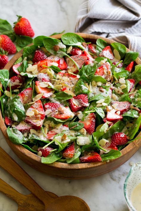 Strawberry Spinach Salad with Poppy Seed Dressing Pomegranate Vinaigrette, Strawberry Spinach Salad, Poppyseed Dressing, Strawberry Spinach, Poppy Seed Dressing, Pie Bites, Spinach Strawberry Salad, Layered Salad, Fat Loss Foods