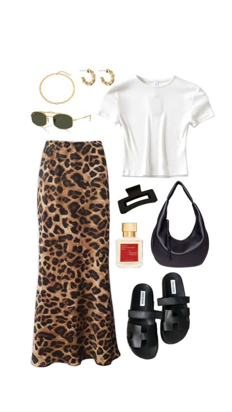 Summer leopard skirt outfit idea, maxi satin skirt, black sandals, shoulder bag, golden jewells, accessories, fashion inspiration, fit inspo Satin Skirt Black, Maxi Satin Skirt, Black Maxi Skirt Outfit, Leopard Skirt Outfit, Leopard Outfits, Maxi Skirt Outfits, Leopard Skirt, Skirt Outfit, Looks Chic