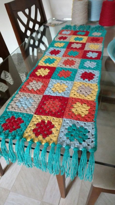 CROCHET EASY TUTORIAL | Adorable colorful centerpiece Crochet Table Mats, Quick Crochet Blanket, Taplak Meja Crochet, Crochet Blanket Border, Crochet Table Mat, Crochet Mat, Crochet Table Runner Pattern, Crochet Jewelry Patterns, Crochet Easy