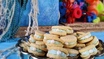 Make Cookies And Cupcakes For The Best Mermaid Party - Part 1 Clam Shell Cookies, Almond Frosting, White Velvet Cakes, Best Buttercream Frosting, Best Buttercream, Humble Home, Vanilla Sugar Cookie, Make Cookies, Vanilla Buttercream Frosting