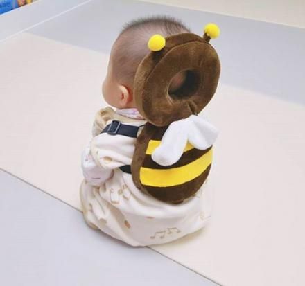 Perlengkapan Bayi Diy, Baby Backpack, Baby Rosa, Baby Life Hacks, Bee Bee, Baby Gadgets, Diy Bebe, Cool Baby, Baby Necessities