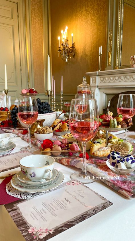 Luxury High tea High Society Party Aesthetic, Afternoon Teas Ideas, Extravagant Tea Party, High Tea Astetic, High Tea Inspiration, High Tea Set Up Ideas, Classy Birthday Party Ideas, Birthday Vintage Aesthetic, Tea Party Aesthetic Vintage