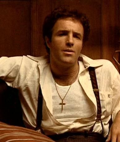 James Caan - Sonny Corleone - The Godfather James Caan Godfather, Godfather Part 1, Godfather 1, Sonny Corleone, Corleone Family, Don Vito Corleone, James Caan, Film Cult, Don Corleone