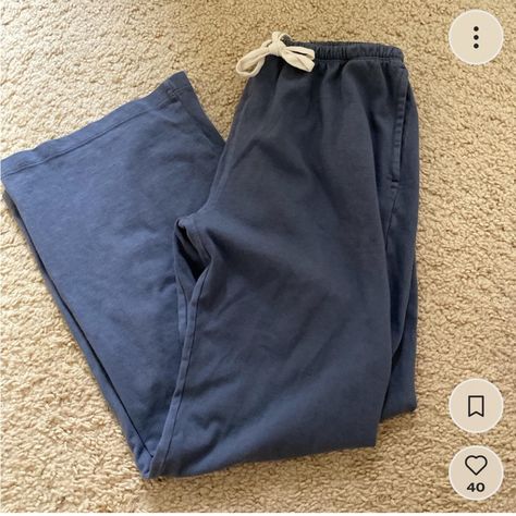 Thick And Cozy Cotton With An Elastic Tie Waistband, Side Pockets And Wide Legs. Fabrics: 100% Cotton Measurement: 11" (28 Cm) Rise, 29" (75 Cm) Inseam, 26" (66 Cm) Waist (Stretches) Made In: China Gray Brandy Melville Sweatpants, Brandy Blue Sweatpants, Brandy Melville Wide Leg Sweatpants, Brandy Wide Leg Sweatpants, Brandy Melville Bottoms, Wide Legged Sweatpants, Clothes Brandy Melville, Blue And Grey Outfit, Brandy Clothes