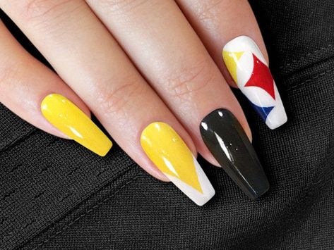 Pittsburgh Steelers Nails, Steelers Nails Designs, Steeler Nails, Steelers Nails, Football Nails, Shape Chart, Nails Press, Nails Fake, Custom Hand Painted