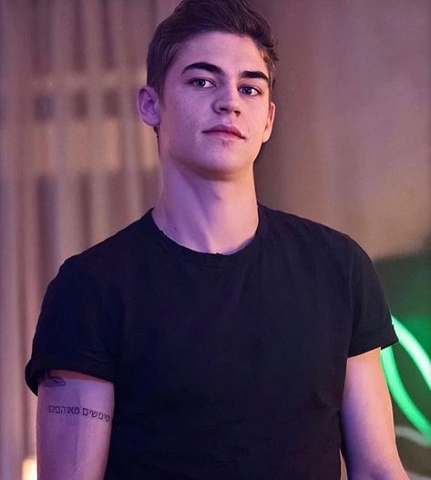 After Movie Updates on Instagram: “New still of Hardin! 🔥 via @aftermoviero / @afterfilm.de  #aftermovie #afterseries #after #herofiennestiffin #hardinscott #annatodd…” Hero Fiennes Tiffin Aesthetic, Hero Fiennes-tiffin And Josephine, Hero Fiennes Tiffin After, Hero Fiennes Tiffin Hardin, Hot Hero, Hardin Scott, After Movie, Smash Book