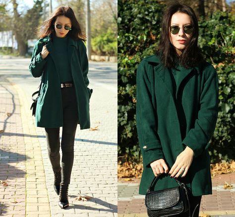 7 Deep Forest Green Coat Styles For Your Thanksgiving OOTD Forest Green Coat, Green Coat Outfit, Thanksgiving Ootd, Green Jacket Outfit, Mango Bag, Coat Styles, Mango Bags, Forest Green Dresses, Deep Forest Green