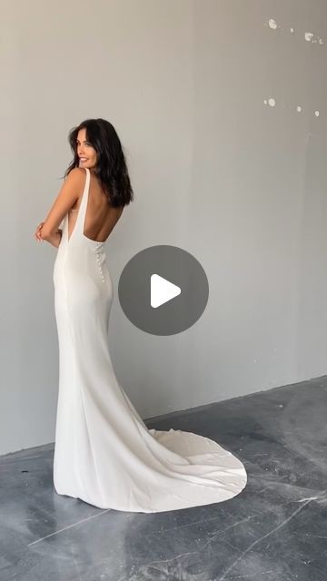 ALEXANDRA GRECCO on Instagram: "Our timeless Viola Gown 💫 #agViola" Alexandra Grecco Viola, Alexandra Grecco Bridal, Alexandra Grecco, Lovely Bride, Modern Bridal, Go Ahead, Side Panels, Panel Siding, Open Back