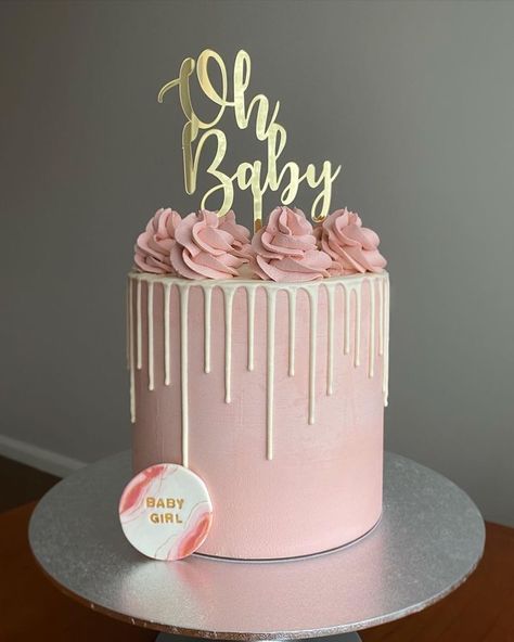 Pink Cake With White Chocolate Drip, Buttercream Drip Cake Designs, Babyshowercake Simple, Pink Cake White Drip, Pink Chocolate Drip Cake, Babyshower Cake Pink, Pink Cake With White Drip, Pink Cake With Chocolate Drip, Pink And White Baby Shower Cake