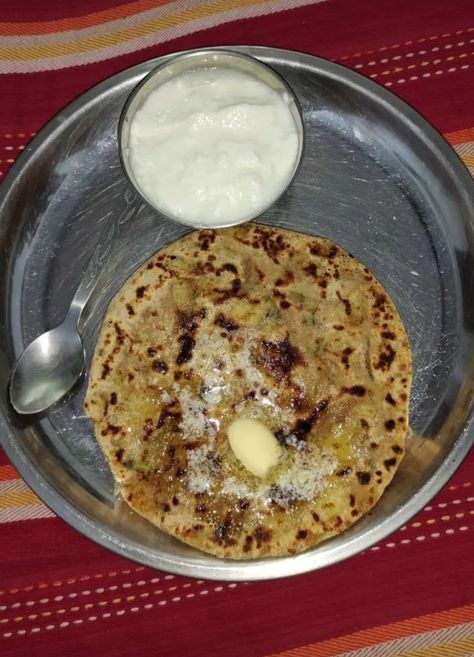 Aloo Paratha Snap, Paratha Snap, Aloo Paratha, Caption For Girls, Diy Wall Painting, Vegetarian Snacks Recipes, Vegetarian Snacks, Yummy Comfort Food, Snacks Recipes