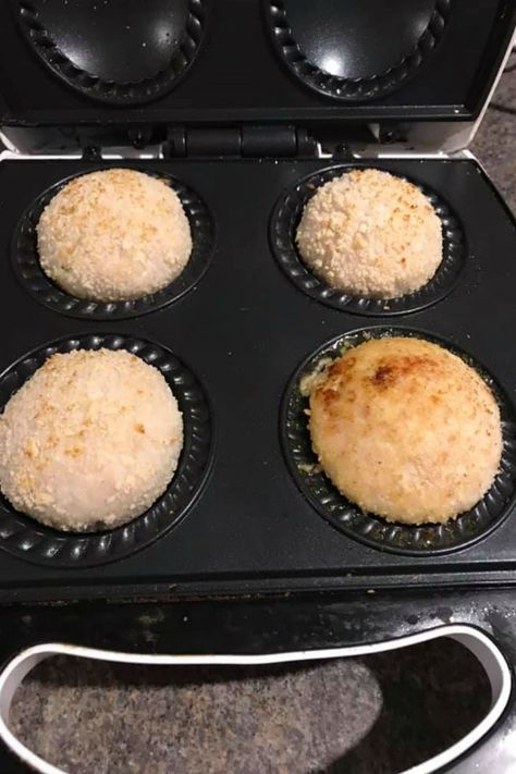 3-Ingredient CHICKEN KIEVS are the latest Kmart Pie Maker sensation - and thousands are making them RIGHT NOW | New Idea Magazine Meal Maker Curry, Aussie Meat Pie Recipe, Mini Pie Recipes For Pie Maker, Aussie Meat Pie, Breville Pie Maker, Pie Maker Recipes, Kmart Pie Maker Recipes, Idea Magazine, Sausage Maker