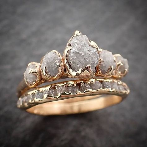 Multi Stone Engagement Ring, Rough Diamond Ring, Stone Engagement Ring, Diamond Wedding Ring, Stone Engagement Rings, Minerals And Gemstones, Raw Diamond, Stone Engagement, Rough Diamond