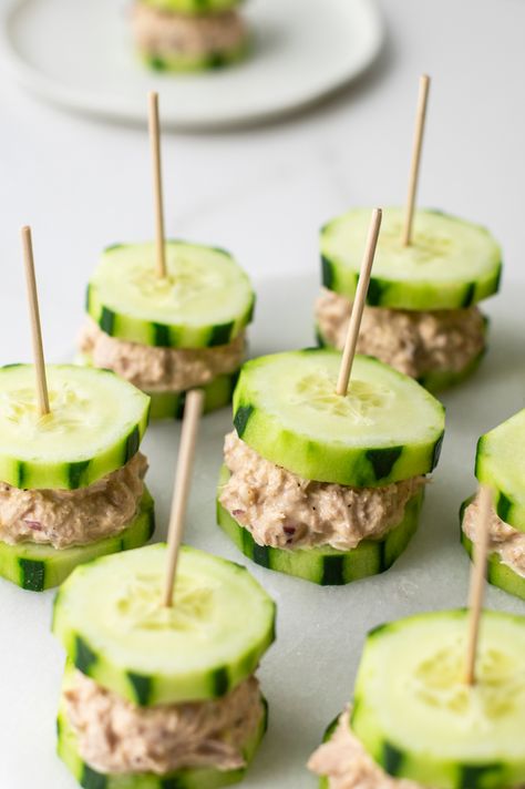 Cucumber Tuna, Tuna Sandwich Recipes, Tuna Cucumber, Cucumber Sandwiches Recipes, Baking Powder Uses, Tuna Sandwich, Guilt Free Snacks, Cucumber Sandwiches, Mini Sandwiches