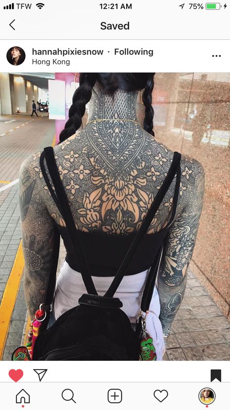 Hannah Snowdon Tattoo, Floral Tatoos, Hannah Pixie Snowdon, Hannah Snowdon, Hannah Pixie, Maori Tattoos, Superhero Costume, Body Suit Tattoo, Back Tattoo Women