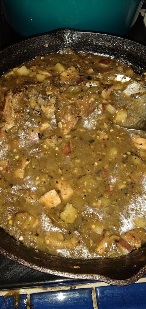 Another Delicious Green Chile Stew Recipe - Easy DIY Recipes Cubed Pork, Green Chili Stew, Hatch Chile Recipes, New Mexico Green Chile, Roasted Green Chili, Hatch Green Chili, Green Chile Stew, Cream Corn Casserole, Green Chile Recipes