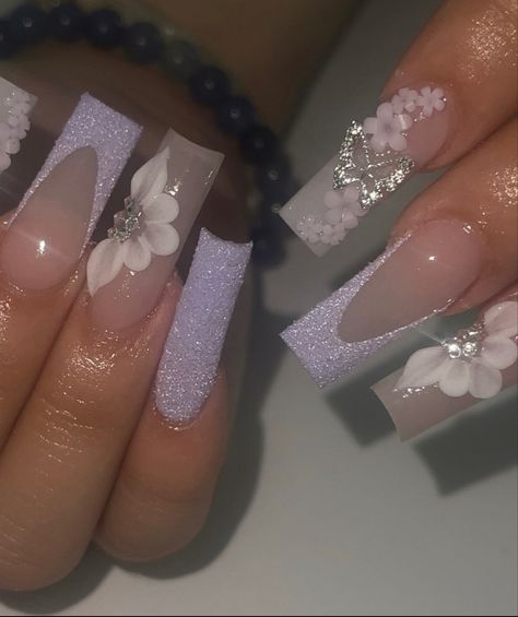 Acrylic Nails Lavender Design, Quince Nails Purple And Gold, Purple Acrylic Nails For Quince, Acrylic Nails Purple Lavender Butterfly, Iredesant Pearl Nails, Purple 15 Nails, Purple Quince Nails Medium, Lavender Homecoming Nails, Rapunzel Quince Nails