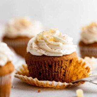 Pumpkin Ginger Cupcakes Recipe - Dinner, then Dessert Seasonal Cupcakes, Ginger Cupcakes, Pumpkin Pie Cupcakes, Crystallized Ginger, Kid Friendly Dessert, Spice Cake Recipes, Cupcakes With Cream Cheese Frosting, Sugar Frosting, Filled Cupcakes