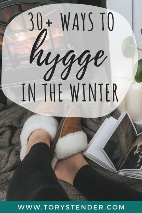 Winter Hobbies Indoor, Hygge Party, Winter Happiness, Winter Solstice Party, Hygge Ideas, Surviving Winter, Winter Decorating Ideas, Terrariums Diy, Hygge Winter