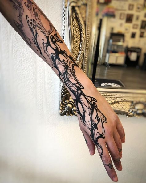 Filled In Sleeve Tattoo, Tattoos Arm Mann, 42 Tattoo, Hand Tats, Tattoos Geometric, Simple Tattoo, Aesthetic Tattoo, Tat Ideas, Abstract Tattoo