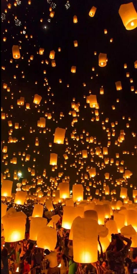 Lantern Wallpaper, Hoco 2024, Book Cover Background, Iphone Wallpaper Music, Festival Aesthetic, Floating Lanterns, Sky Lanterns, Artsy Photos, Floating Lights