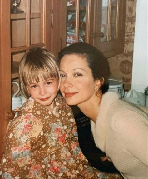 Hailey Baldwin Mom, Kennya Baldwin, To All The Mothers, Love Affection, Justin Hailey, French Baby, Justin Bieber Pictures, Mommy Baby, Beautiful Inside And Out