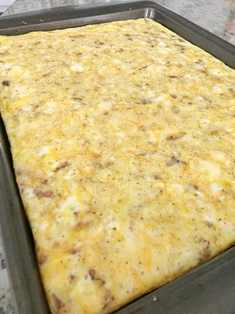 Sheet Pan Eggs For A Crowd, Make Ahead Eggs For A Crowd, Make Eggs In Oven, Baked Eggs Breakfast, Omelette Casserole Oven Baked, Sheet Pan Eggs Breakfast, How To Cook Eggs In The Oven, Sheet Eggs In Oven, How To Bake Eggs In The Oven