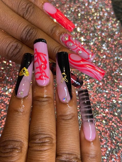 Black girl nails trendy nail inspo black nail polish. Gel x play boy nails. Nude nail designs. Rhinestone nails. Birthday nails. Croc nail design . Euphoria nails Carti Smile, Playboi Carti Nails, Carti Nails, Nail Inspo Black, Smile Nails, Football Halloween Costume, Football Halloween, Tapered Square Nails, Dope Nail Designs