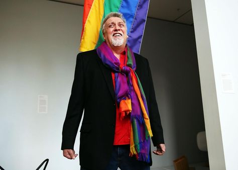 Rainbow flag creator Gilbert Baker. Gilbert Baker, Gay Pride Rainbow Flag, Rainbow Flag Lgbt, Pride Festival, Rainbow Scarf, Lgbt Rights, Rainbow Flag, Sew In, Flag Colors