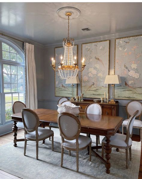 High Gloss Dining Room, Rivers Spencer, Moody Dining Room, Dining Room Decor Traditional, Neutral Dining Room, Dining Table Makeover, Dining Room Wainscoting, Classic Dining Room, Traditional Dining Rooms