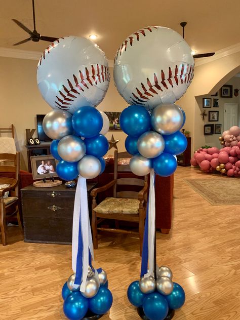 Baseball Banquet Balloons, Dugout Decorations Baseball, Baseball Banquet Table Decor, Balloon Columns Ideas Football, Senior Baseball Banquet Ideas, Baseball Themed Party Decorations, Baseball Theme Balloons, Softball Balloon Decorations, Baseball Theme Retirement Party