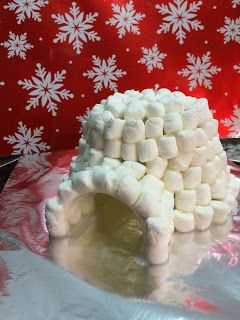 How to build a marshmallow igloo Gingerbread House With Marshmallows, Elf On The Shelf Marshmallow Igloo, Gingerbread House Igloo, How To Make An Igloo For School Project, Marshmallow Christmas Crafts, Marshmallow Igloo Craft, Igloo Gingerbread House, Igloo Crafts For Preschoolers, Mini Marshmallow Crafts