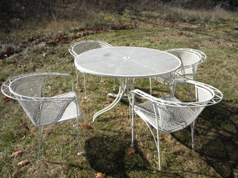 great shape clean vintage 5 piece iron and mesh mid by score571, $495.00 Metal Patio Table, Memphis Furniture, Wrought Iron Patio Set, Iron Patio Furniture, Wrought Iron Patio Furniture, Daisy Bouquet, Furniture For Sale, Wood Candles, Patio Set