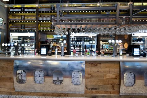 Aviation Themed Bar, Aviation Restaurant, Aviation Bar, Aircraft Furniture, Airport Theme, Garage Pub, Barra Bar, Aviation Furniture, Aviation Theme