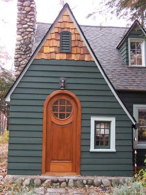 Round Doors Cottage, Arched Doorway Exterior, Arched Front Door, Exterior Entry Doors, Craftsman Homes, House Journal, Craftsman Door, Garden Houses, Cottage Door