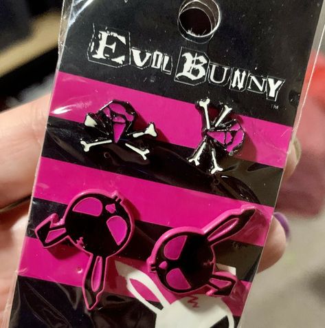 Scene Kid Outfits, Emo Piercings, Pink Alt, Pink Emo, Evil Bunny, Creepy Cute Fashion, Scene Jewelry, Scene Accessories, Pink Punk