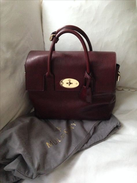 Dark Academia Bag, Mulberry Purse, Kate Moss 90s, Mulberry Handbags, Mulberry Bag, Michael Kors Hamilton, Kate Moss, New Love, Baby Bag