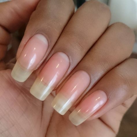 ひ pinterest : Veebvnks ひ Natural Nail Shapes, Long Natural Nails, Natural Nail Designs, Gel Nails At Home, Nails Only, Manicure Y Pedicure, Dream Nails, Healthy Nails, Best Nail