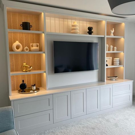 Living Room Built In Units, Oak Panelling, Built In Tv Cabinet, Tv On The Wall, Kitchen Feature Wall, Tv Wall Ideas, Wood Bear, Tv Wall Decor Ideas, Tv Wall Cabinets