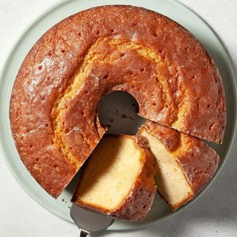 Kentucky Butter Cake Traditional Easter Desserts, Bundt Recipes, Kentucky Butter Cake, Butter Cake Recipe, Taste Of Home Recipes, Pound Cakes, Pound Cake Recipes, Köstliche Desserts, Easter Dessert