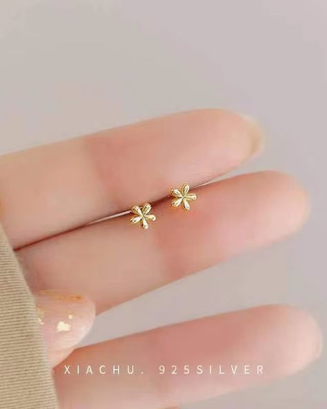 Top On Sale Product Recommendations!;silver-plate Gold Color Mini Small Butterfly Heart Stud Earring For Women Cartilage Helix Tragus Ear Piercing Jewelry Gift;Original price: PKR 432.19;Now price: PKR 432.19;Click&Buy: https://s.click.aliexpress.com/e/_m0vS7p2 Small Earrings Gold, Ear Piercing Jewelry, Ear Piercings Tragus, Bridesmaid Rings, Small Butterfly, Butterfly Heart, Simple Stud Earrings, Tiny Earrings, Earring For Women