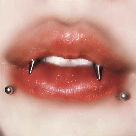 Downloaded file Tiger Teeth Piercing, Fang Peircings, Multiple Lip Piercings, Vampire Teeth Piercing, Piercings Teeth, Mouth Piercings Smiley, Snake Bite Piercing Jewelry, Angel Fang Piercing, Snakebite Piercing Lip