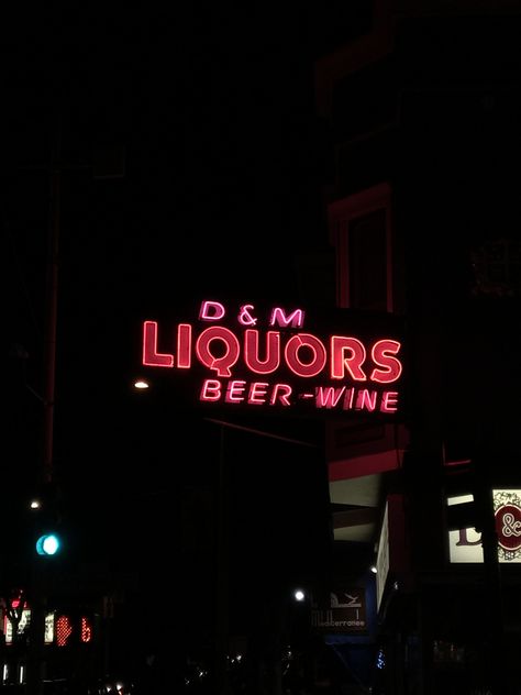 neon liquor store sign Liquor Store Aesthetic, Neon Cafe, Store Moodboard, Liquor Store Usa, Alcohol Neon Sign, Neon Liquor Signs, Neon Beer Signs, Neon Signage, Store Sign