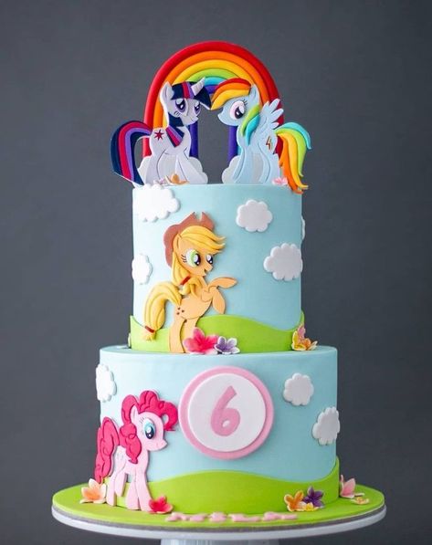 Cute Halloween Cakes, Disney Princess Birthday Cakes, Horse Birthday Cake, Elsa Birthday Party, Girl Pony, My Little Pony Cake, Little Pony Cake, My Little Pony Birthday Party, Pony Birthday Party