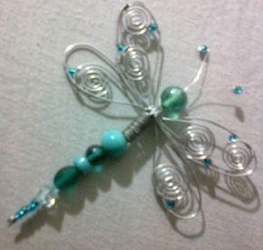 Dragon Fly Craft, Beaded Dragonfly, Wire Ornaments, Wire Art Sculpture, Dragonfly Jewelry, Dragon Fly, Diy Wire Jewelry, Beaded Crafts, Jewelry Wire