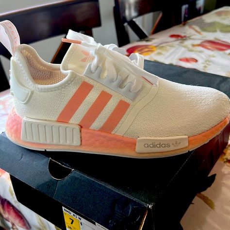 New ! Nmd R1 W Pretty Sneakers, Cute Sneakers, Nmd R1, Adidas White, White Adidas, Adidas Shoes, Adidas Women, Pink White, Athletic Shoes