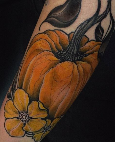 Tattoo Pumpkin, Neo Trad Tattoo, Pumpkin Tattoo, Neotraditional Tattoo, I Tattoo, Flower Tattoo, Art Nouveau, Tattoo Ideas, Tattoos