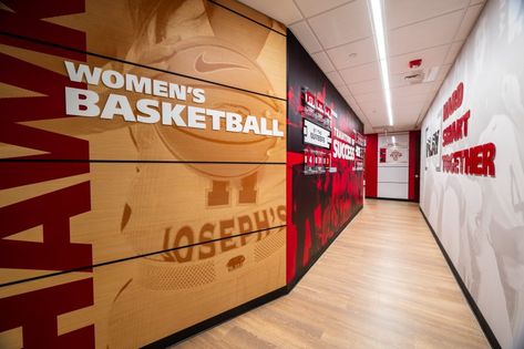 Athletic Locker, Villanova Basketball, Sports Locker, Athletic Center, Deco Studio, Sports Marketing, Basketball Season, Architect Design House, Room Renovation