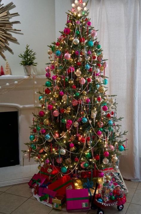 Colored Christmas Tree, Christmas Tree Inspo, Lights For Christmas, Tacky Christmas, Christmas Tree Inspiration, Merry Christmas Wishes, Christmas Inspo, Christmas Wonderland, Whimsical Christmas